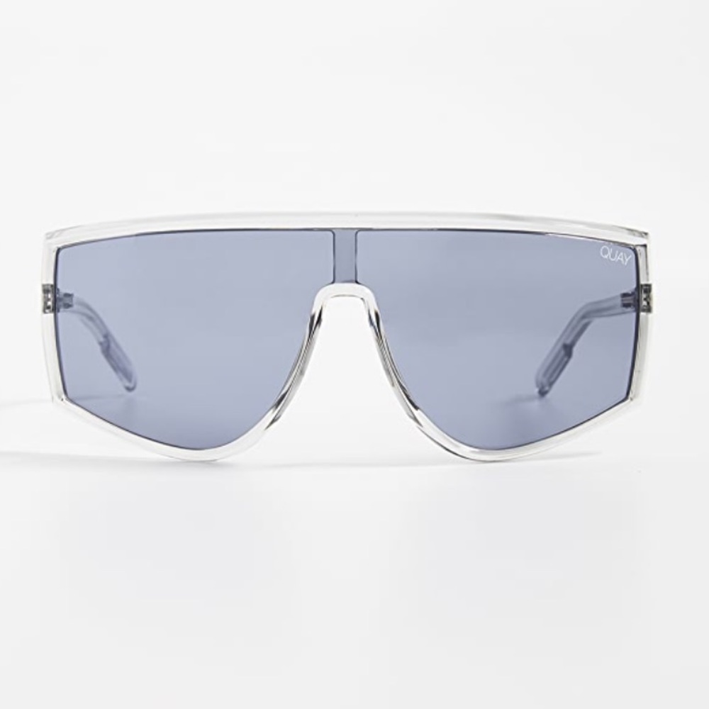 Quay cosmic sunglasses. Grey and clear